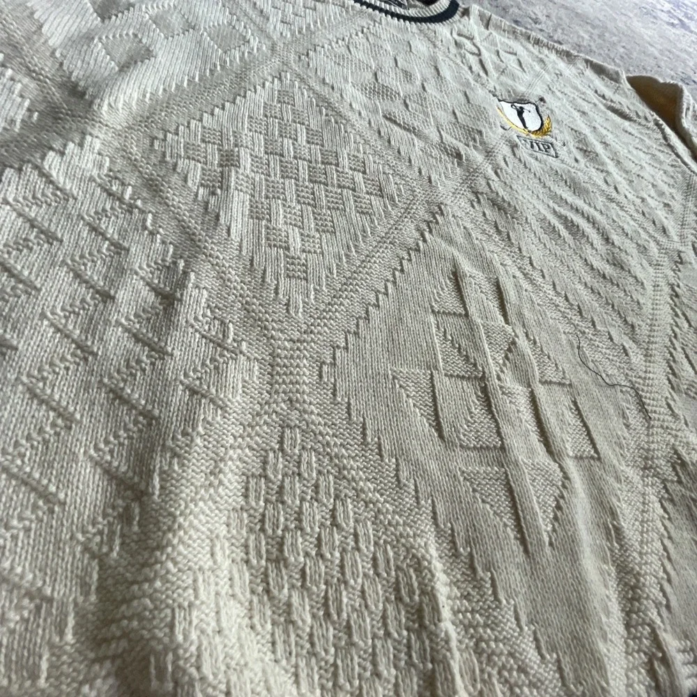 Vintage (NWT) McBriar textured Golf Sweater v-neck USA Made Men's XL embroidered